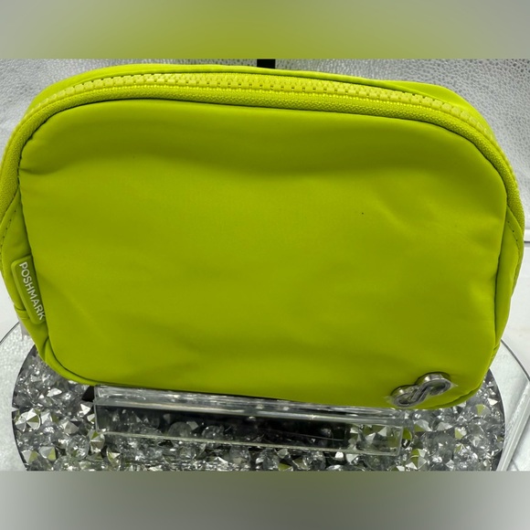 Belt Bag - PoshFest 2023 Exclusive Lime Green Fanny Pack - Picture 1 of 2